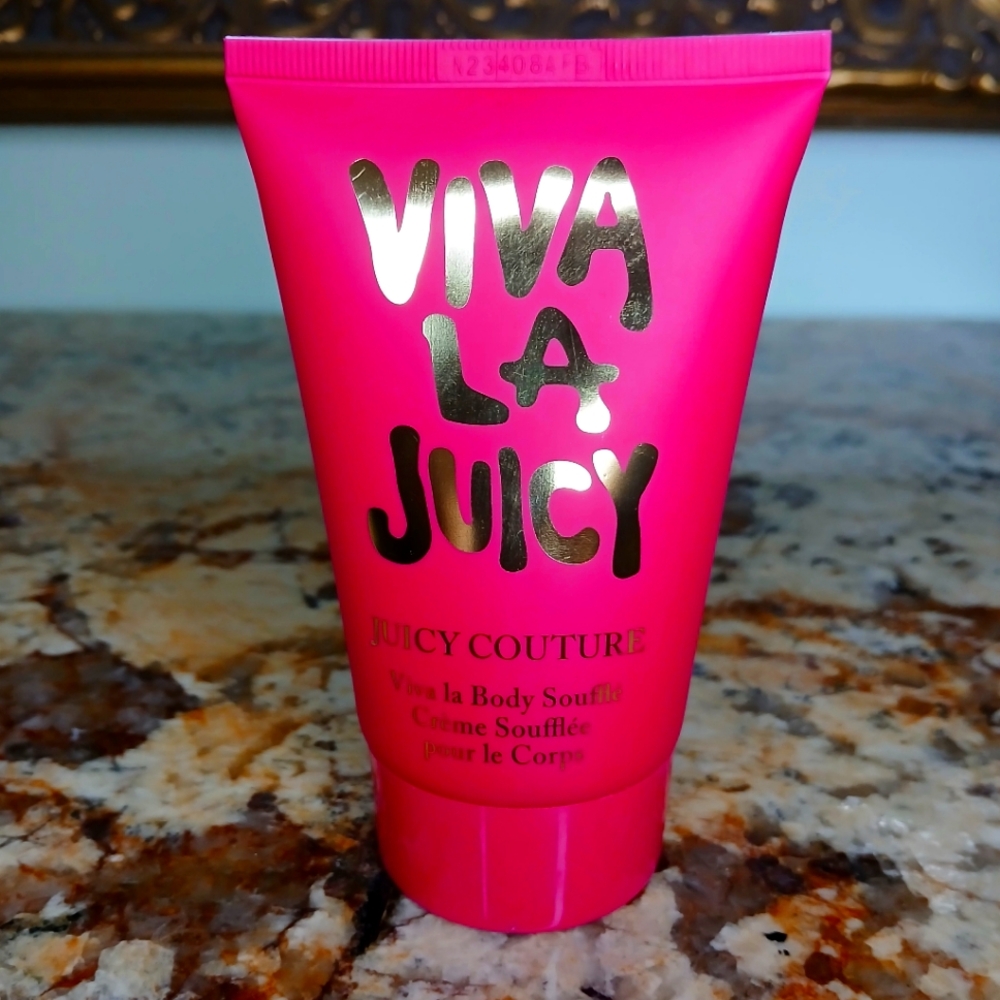 The Viva La Juicy Couture Crème Body Soufflé (4 fl. oz.) New Sealed